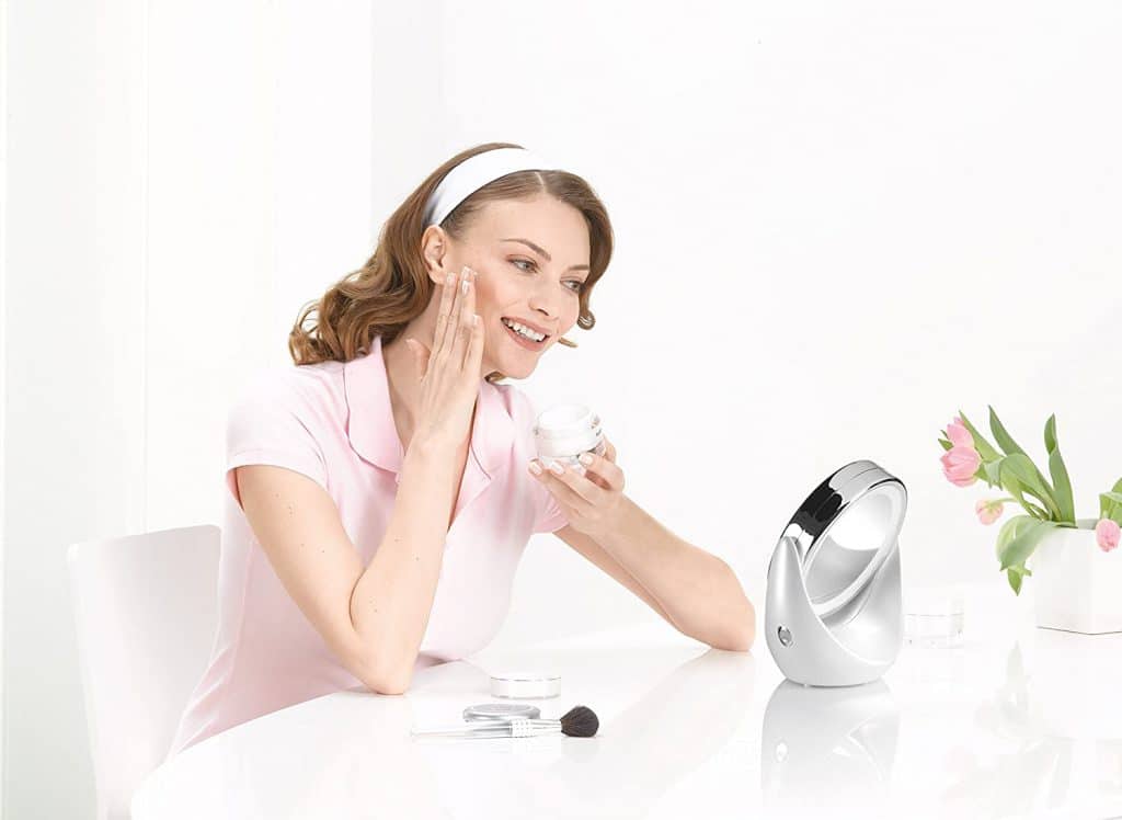cách chọn gương trang điểm và 2 loại gương trang điểm beurer bán chạy nhất
