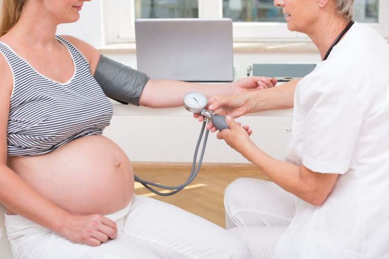 Bà Bầu Bị Huyết Áp Thấp Nguy Hiểm Như Thế Nào Bạn Đã Biết Chưa 6 bà bầu bị huyết áp thấp nguy hiểm như thế nào bạn đã biết chưa