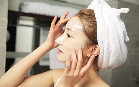 Chăm Sóc Da Mùa Đông Và Những Điều Cần Lưu Ý! 6 sử dụng các sản phẩm cấp ẩm cho da