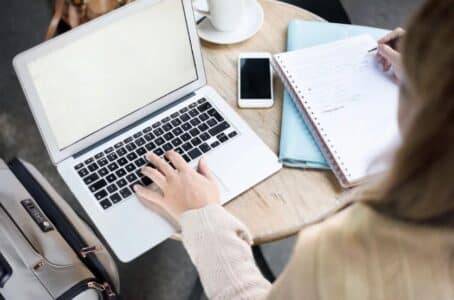 7 mẹo bảo vệ mắt khi sử dụng máy tính hàng ngày