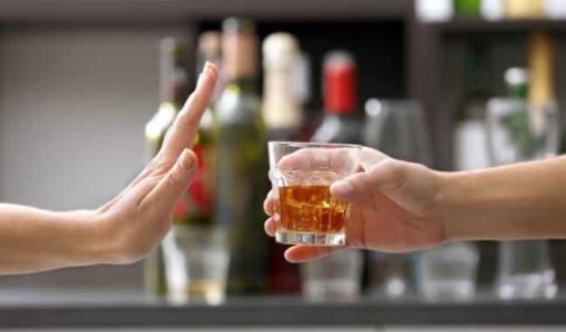 Những Dấu Hiệu Bệnh Gút. Người Mắc Bệnh Gout Kiêng Ăn Gì? 17 bệnh gout kiêng ăn gì?