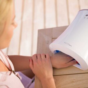 máy sấy gel móng tay uv beurer mpe58 13